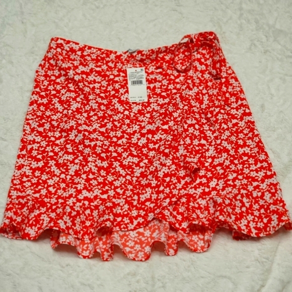 NWT J. Crew coral floral skirt.  Faux wrap.  Stretch waist. Ruffle Hem. … - Picture 8 of 16